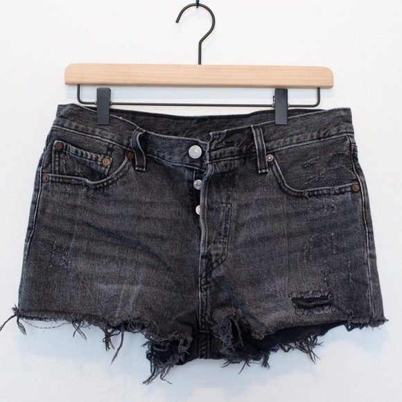 Levi's 501 Cutoff Denim Shorts Washed out Black - Picture 3 of 6